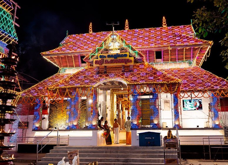 Thali Maha Shiva Kshetram, Kozhikode, Kerala - Vushii.com